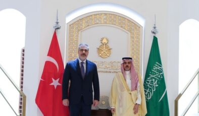 Dışişleri Bakanı Fidan, Suudi mevkidaşı Bin Ferhan ile Riyad’da görüştü | Dış Haberler