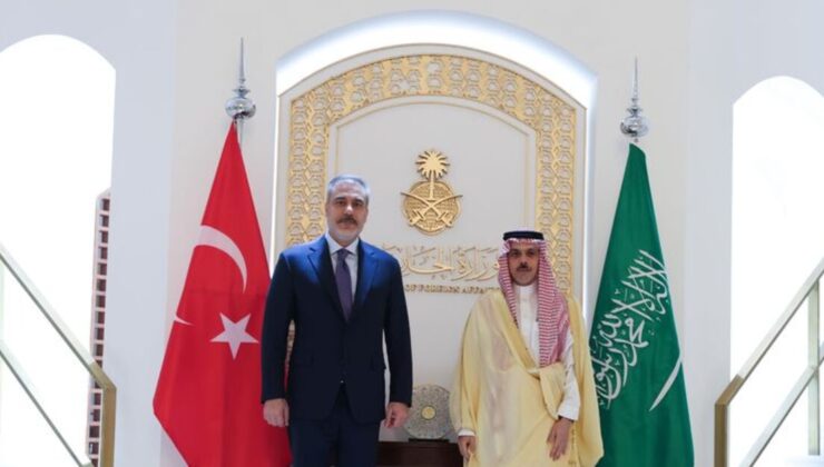 Dışişleri Bakanı Fidan, Suudi mevkidaşı Bin Ferhan ile Riyad’da görüştü | Dış Haberler