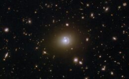 Hubble Images Galaksileri Yakın ve Uzak