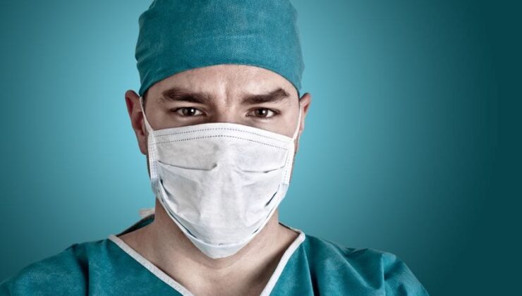 İnanılmaz! Bu cerrah saat 15’te bir dava başlatabileceğini düşünüyor!