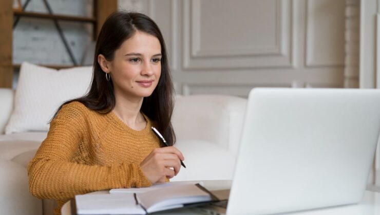 Çevrimiçi öğrenme platformlarının dinamiklerini anlamak