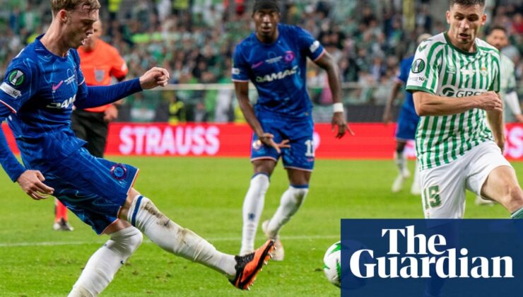 Chelsea’nin milyar kiloluk erkek çocuk sorumluluğunu üstlenir ve klinik son teknoloji gösterir | Nick Ames