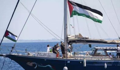 Dünya Madleen’i izliyor! İsrail Ordusu gemiye müdahale etti… İrtibat kesildi