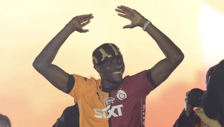 Osimhen, Al Hilal’i bir kez daha reddetti