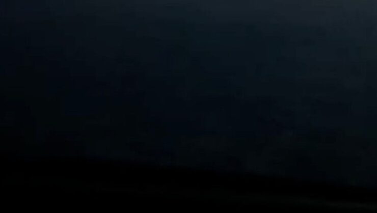 İsrail’in İran’ı vurduğu anlar Türk yolcu uçağından görüntülendi