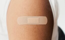 FDA’nın Covid aşıları üzerindeki planlanan sınırları sağlık için ne anlama geliyor?
