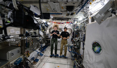 Kameranın Arkasında: Astronotlar Uzay İstasyonu’ndan öğrencilerle konuşuyor | 29 Mayıs 2025 için günün uzay fotoğrafı