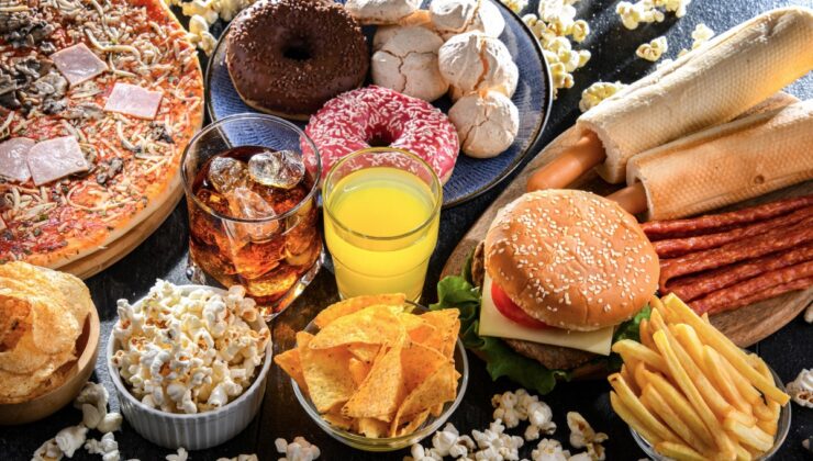 Ne kadar ultra yerleşmiş yemek yiyorsunuz? Kan ve idrar kaydedin