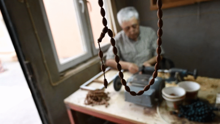 Günlük 5 tane üretip 135 bin TL kazanıyor: Osmaniye’nin coğrafi işareti andız tespihi