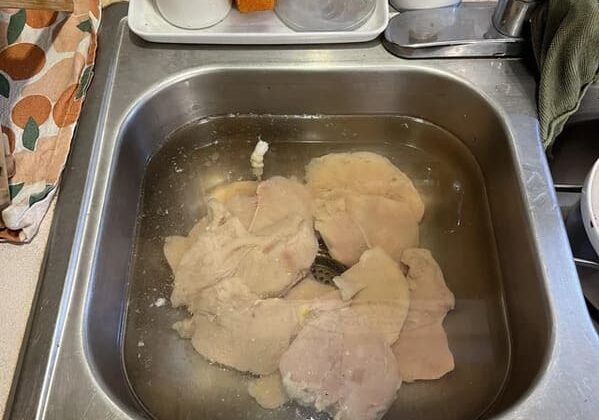 Bir mutfağın yakınında hiçbir yere ait olmayan insanlardan 25 pişirme felaketi