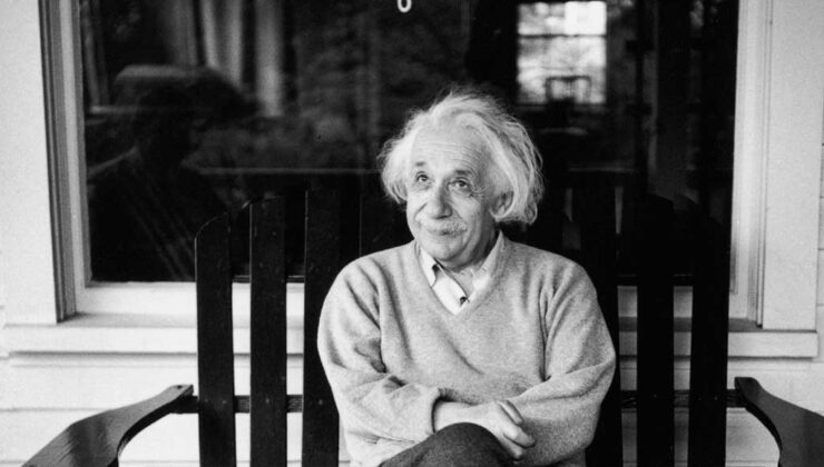 Sıradan Bir Fizikçi Olarak Einstein