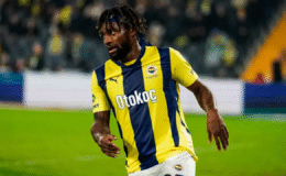Fenerbahçe’de Yaprak Dökümü: Saint-Maximin’den Duygusal Mesaj!