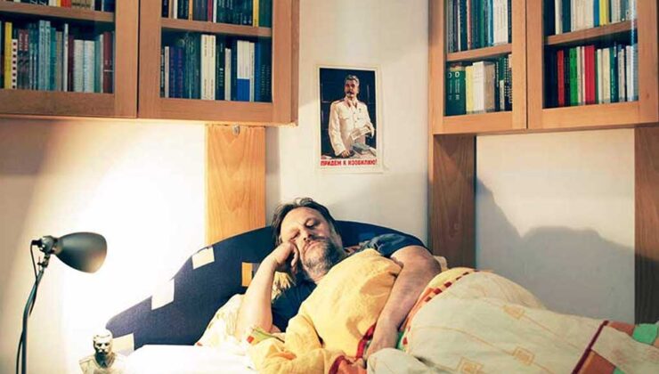 Komünist Arzu: “Dünyayı kurtarabilecek olanlar ümitsiz vakalardır.”