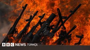 PKK'nın silah bırakması sonrası yeni süreçte hangi adımlar atılacak? - BBC News Türkçe