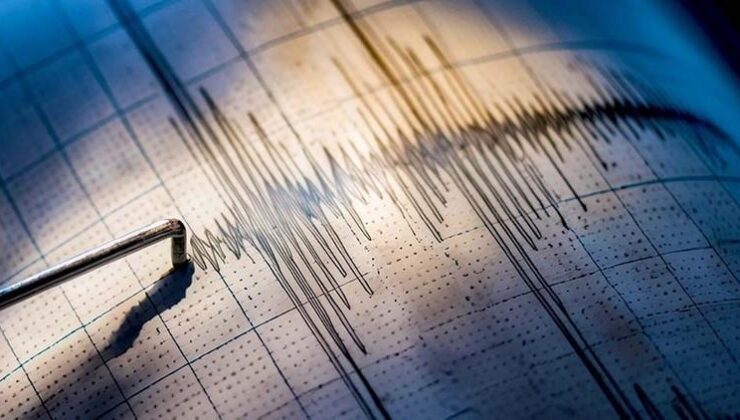 Vanuatu'da 7,3 büyüklüğünde deprem