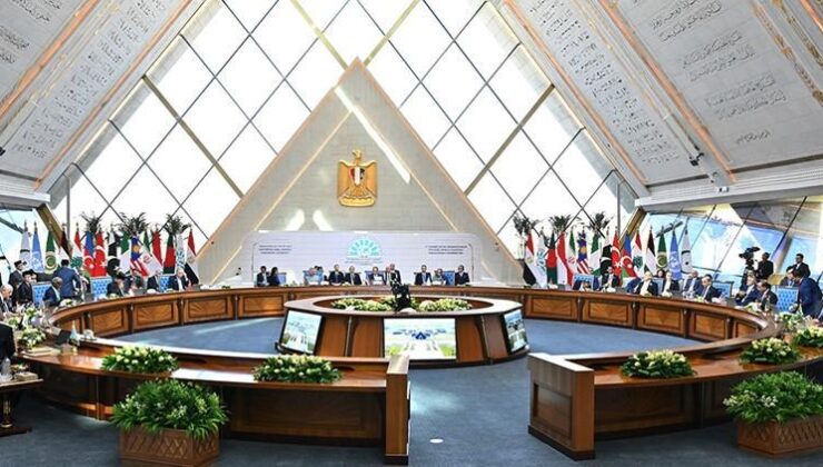 Azerbaycan D-8'e üye oldu