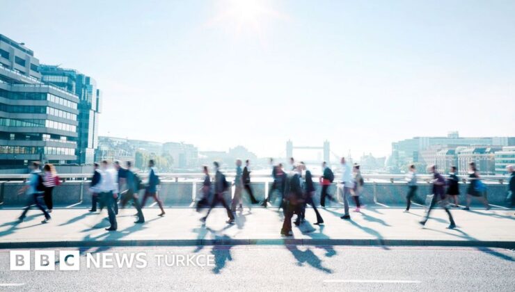 Yürüme hızınız sağlığınızla ilgili ne anlatıyor? – BBC News Türkçe