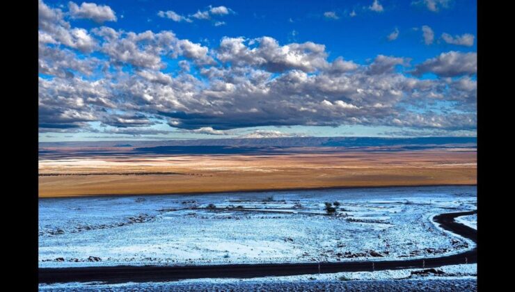 Atacama Çölü’ndeki nadir kar yağışı, dünyanın en güçlü radyo teleskopunu ‘hayatta kalma moduna’ zorluyor
