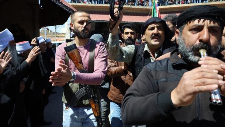 Silahlı kurumsallaşma olarak Ulusal Muhafızlar ve Suveyda’yı ayrılmaya hazırlama