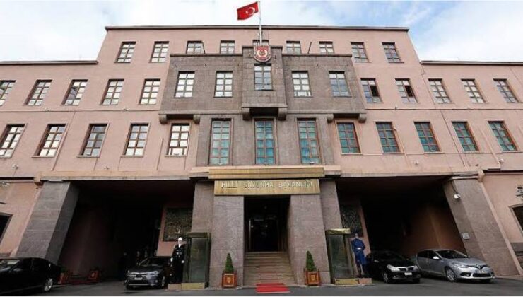 Milli Savunma Bakanlığı Cengiz Topel ve Erenköy şehitlerini andı