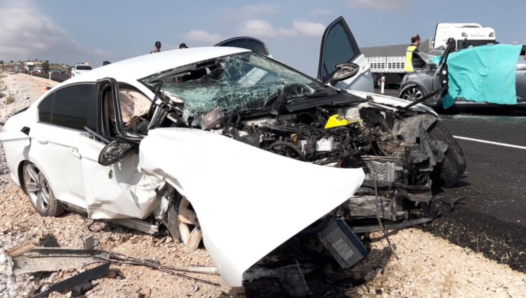 Tokat’ta iki otomobil çarpıştı; evli çift ile 2 aylık bebekleri öldü