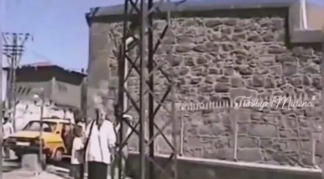 Hayırlı Bayramlar – Bilal YAVUZ