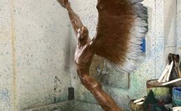 Nicola Godden’in Bronz Eserleri: Uçuş ve özgürlükten bahseden 15 uyarıcı figür