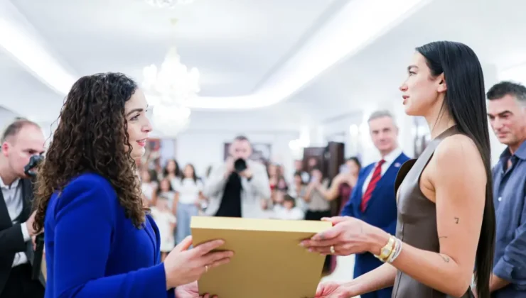 Dua Lipa, Kosova Cumhuriyeti vatandaşı oldu