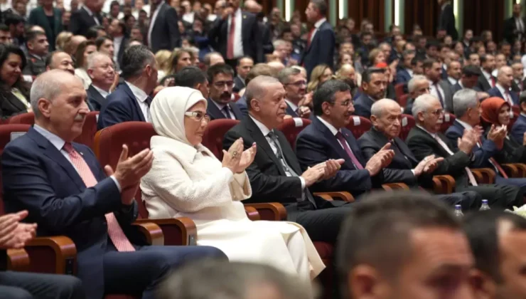 Emine Erdoğan: 30 Ağustos Zaferi’nin Ruhunu Yaşatacağız