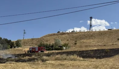 Erzurum’da örtü yangını kontrol altına alındı