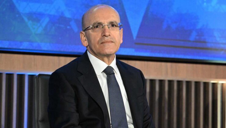 Bakan Şimşek: Büyümenin OVP'nin sınırlı üzerinde gerçekleşmesini öngörüyoruz