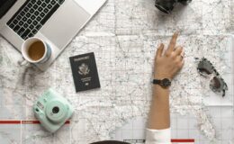 Eski harita siyah ve beyaz – Hayley Drumwright