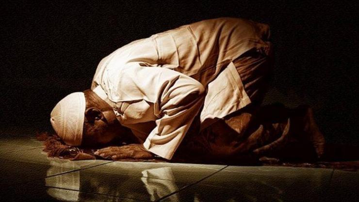 Yatsı namazı nasıl kılınır? Yatsı namazı kaç rekat? Yatsı namazı kılınışı Diyanet bilgileri!