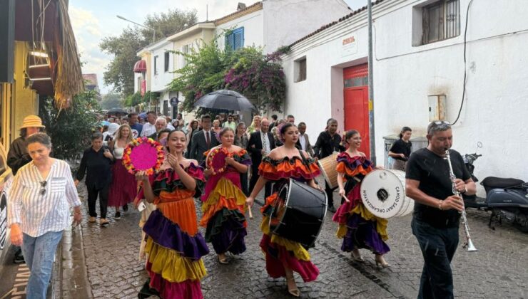 Bozcaada’da 25. Kültür Sanat ve Bağbozumu Festivali başladı
