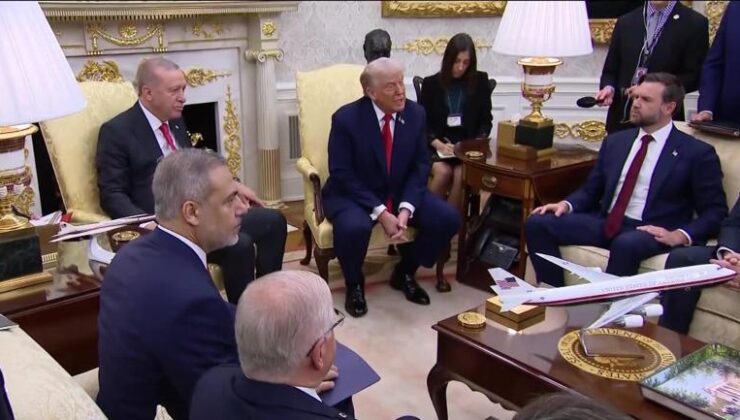 Trump ile ABD Temsilcisi Paksoy arasında CNN TÜRK diyaloğu! Yaşananları anlattı… | Video