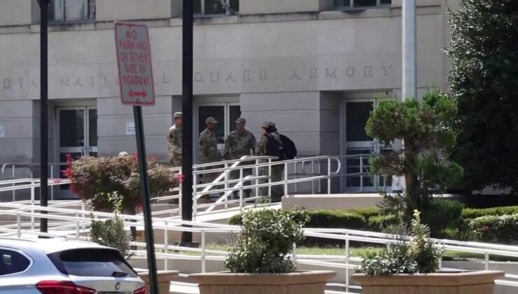 Trumptan Portlanda federal asker kararı: Yerel yönetimlerden sert tepki – Son Dakika Dünya Haberleri CNN Türk | Video