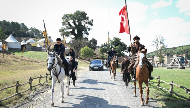 Bakan Ersoy'dan Bozdağ Film Platolarına ziyaret