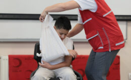 Türk Kızılay okullar için ilk yardım rehberi hazırladı