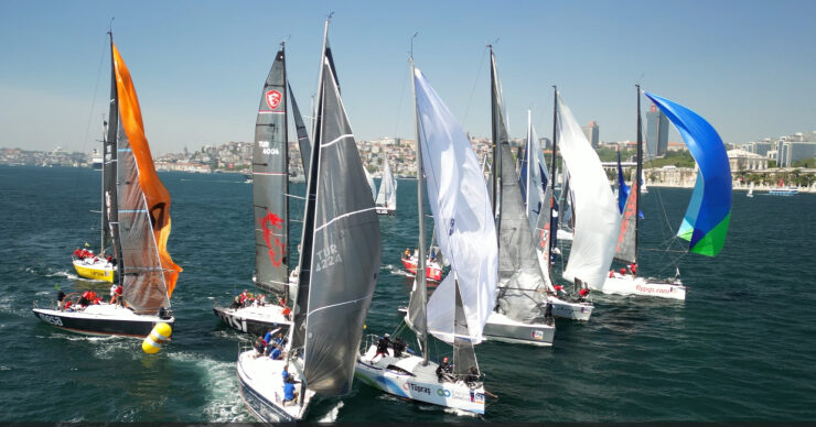 Cumhurbaşkanlığı 6. Uluslararası Yat Yarışları’nın ikinci ayağı İstanbul Boğazı’nda yapıldı