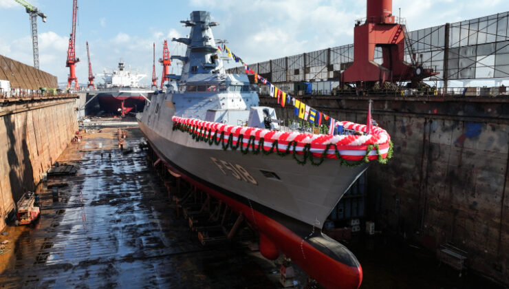 TCG İçel denize indirildi