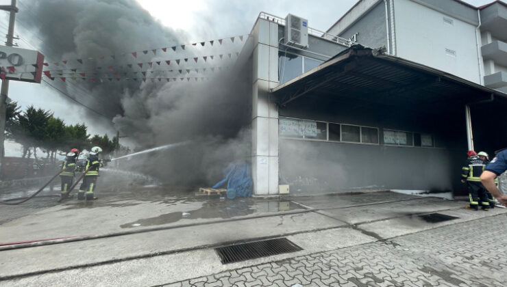 Trabzon’da hırdavat deposunda yangın