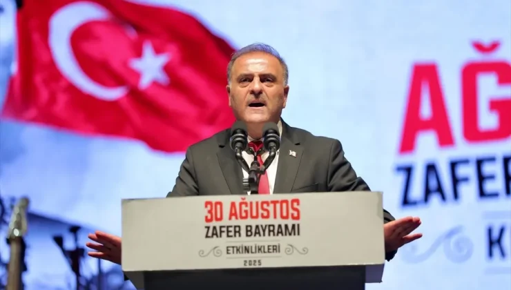 İBB, 30 Ağustos Zafer Bayramı’nı Coşkuyla Kutladı