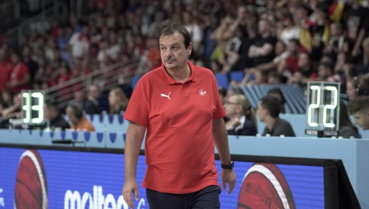 Ergin Ataman, EuroBasket 2025'in 'En Değerli Başantrenörü' seçildi