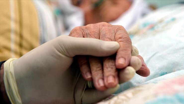 Evde bakım yardımı ödemeleri hesaplara yatırılmaya başlandı