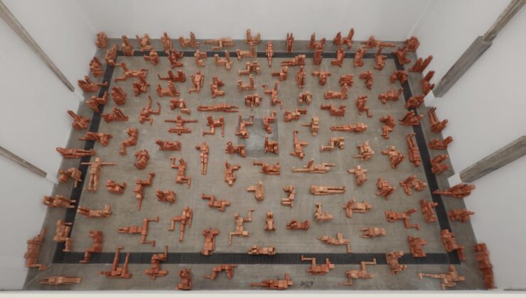 Mimarlık, Antony Gormley’nin ‘Body Binaları’ndaki insan formuyla birleşir