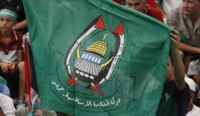 Hamas: İsrail'in Gazze'deki katliamları Barış Kurulu toplantısına mesaj niteliğinde