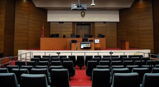 Uzaklaştırma kararını ihlal edip eşyaları götürdü, tazminat ödeyecek