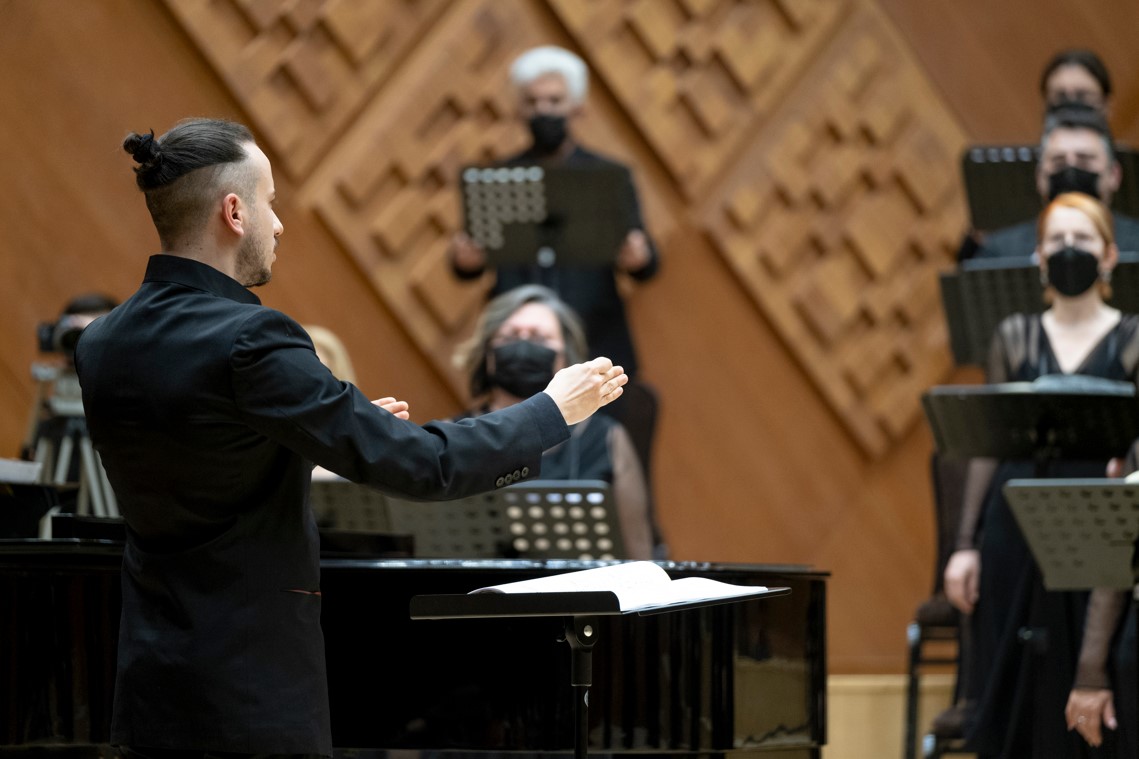 Film, Reklam, Video Oyunu Bestecisi ve Orkestra Şefi Yağız Oral ile Röportaj