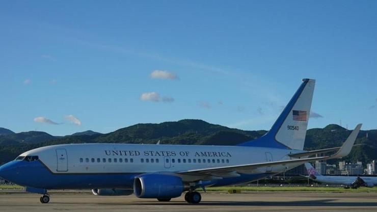 ABD’de iki yolcu uçağı çarpıştı – Dünyadan Haberler CNN Türk