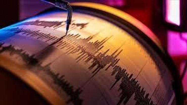 Kütahya’da 4.1 büyüklüğünde deprem – Son Dakika Haberleri CNN Türk